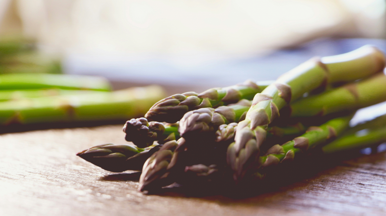 découvrez tout sur l'asparagus, ses bienfaits, ses recettes et ses conseils de culture dans notre guide complet.