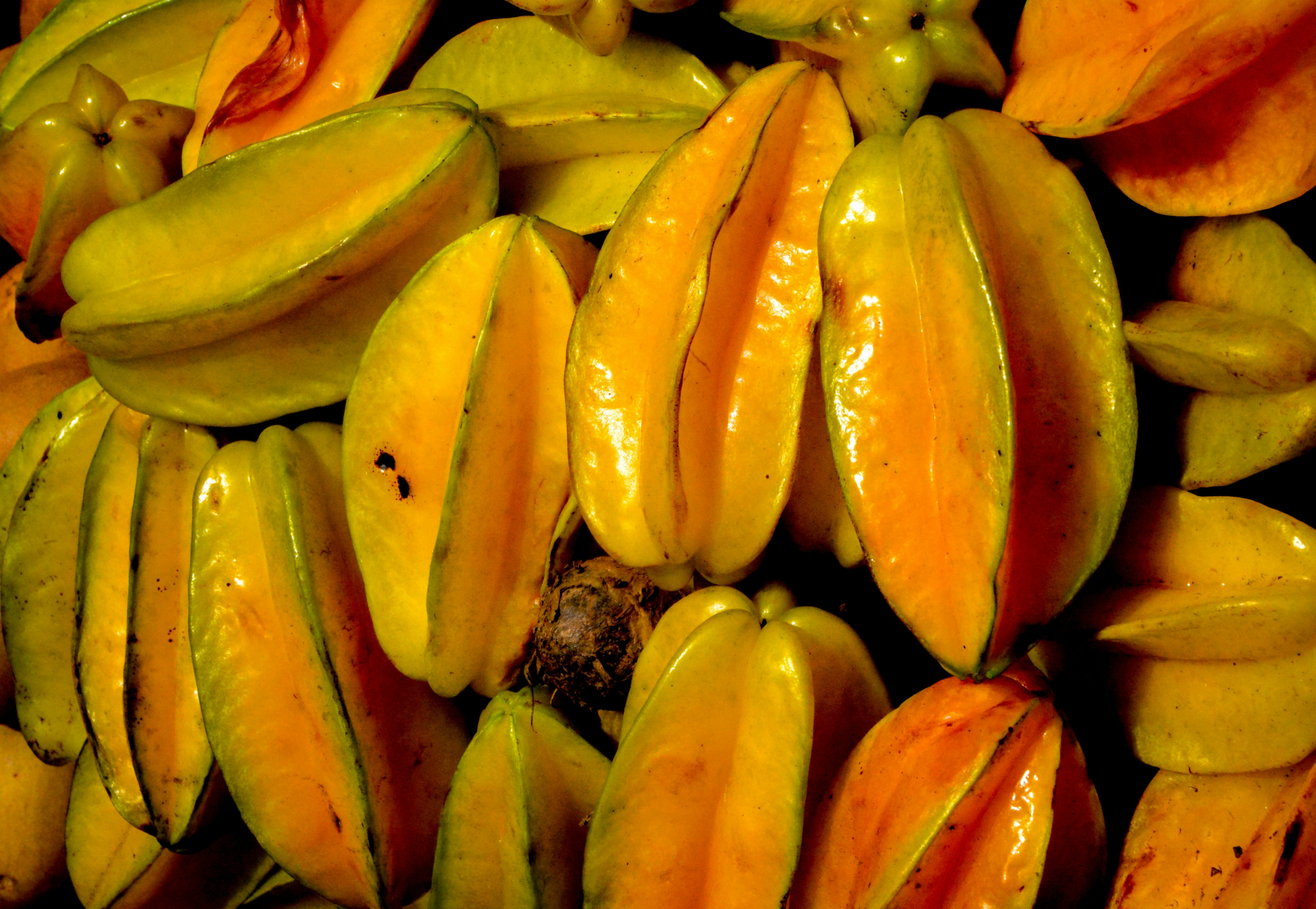 découvrez tous les secrets du fruit exotique starfruit, ses bienfaits et des idées de recettes savoureuses.